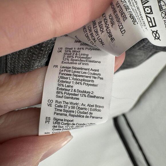 Brooks hoodie  womens medium M gray joyride running athletic outdoors trail - Picture 5 of 6